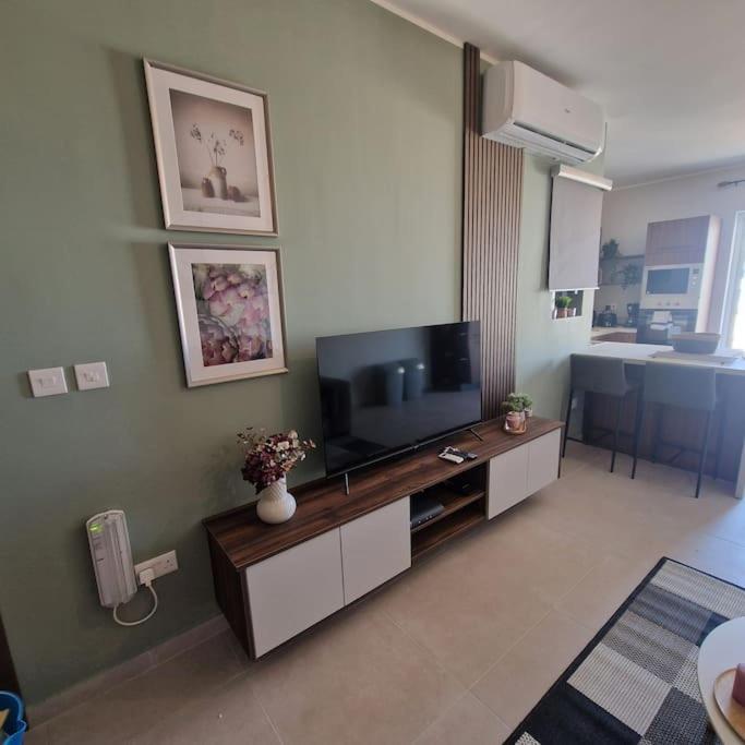 Centrally Located, Well Equipped, Stylish Flat. St. Paul's Bay Exterior foto