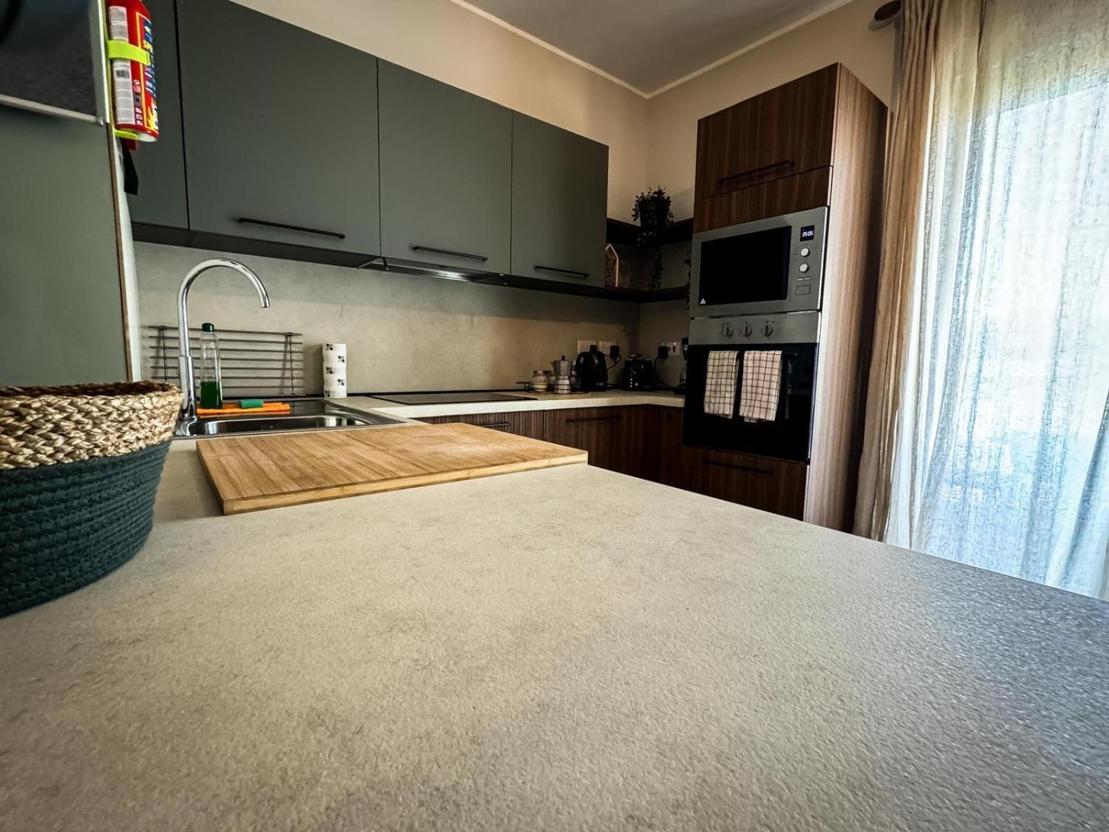 Centrally Located, Well Equipped, Stylish Flat. St. Paul's Bay Exterior foto